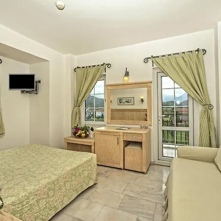 Sinatra Otel 4*